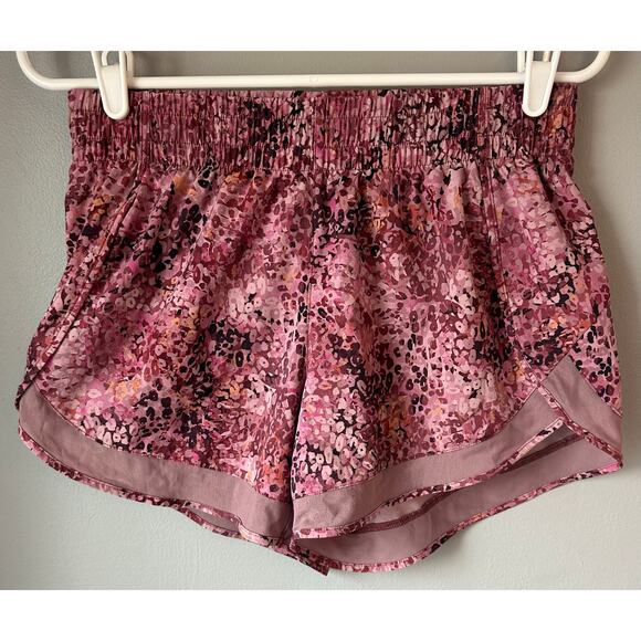Athleta Printed Mesh Racer Run Short  XS - Picture 1 of 7